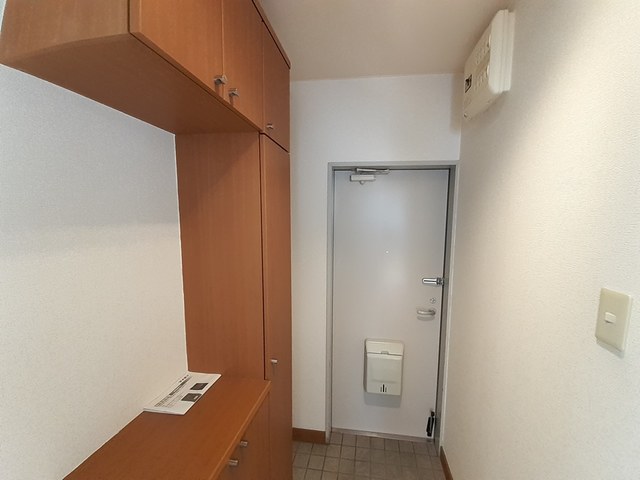 カーサ・ソレアード 玄関