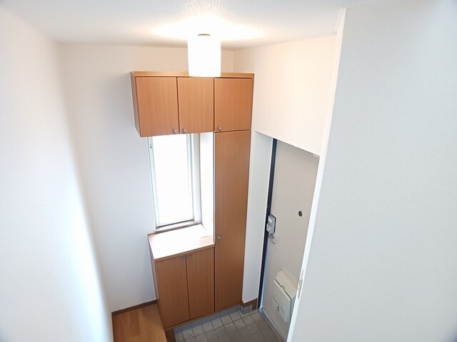 アクア　２１　Ｂ 玄関