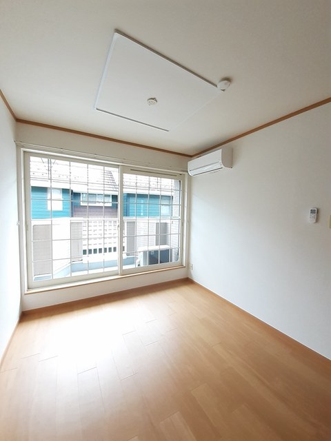 ラルジュ リビング