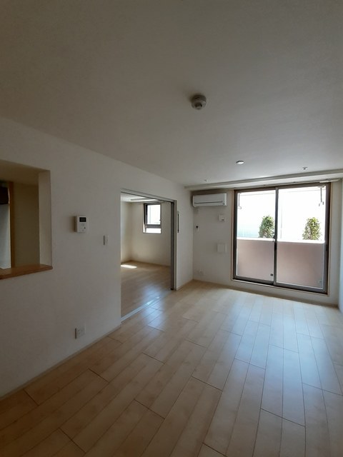 Ｂｅｌｉｅｖｅ　Ｓｈａｎｔｉ リビング