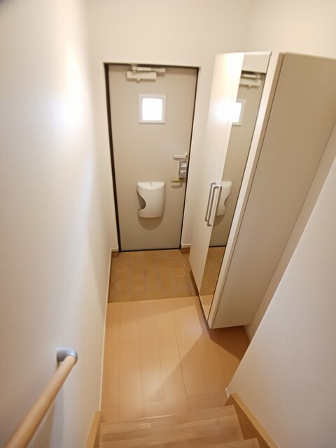 パインビレッジ　ビオーラ 玄関