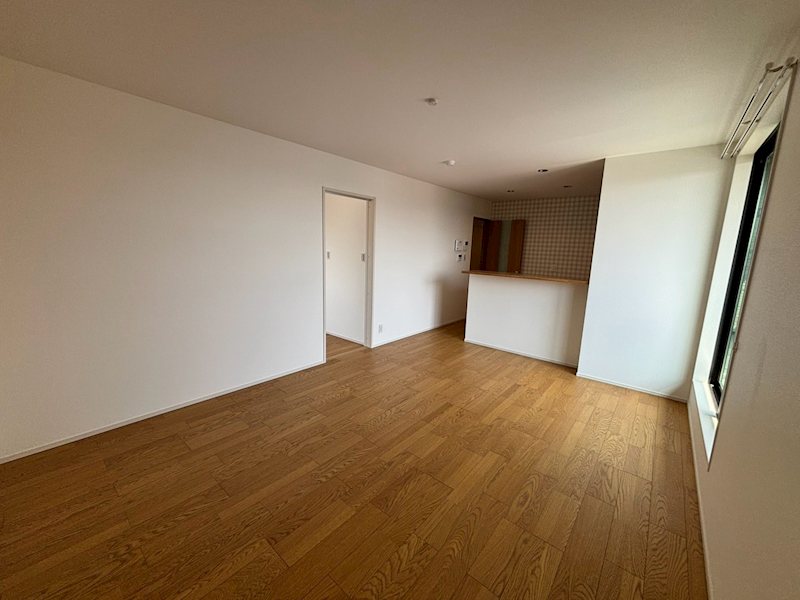 ビエノス焔魔堂 リビング