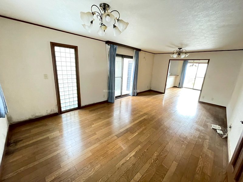 稲津３丁目　貸家 リビング