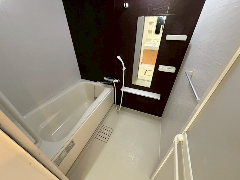 アルバ 風呂画像