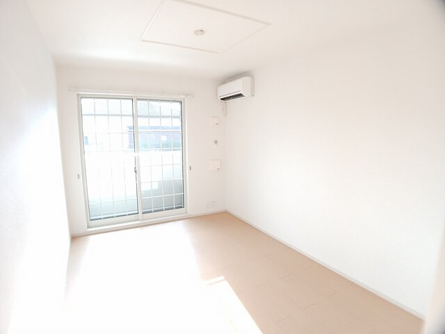 ＮＢＪ　カンタータ リビング