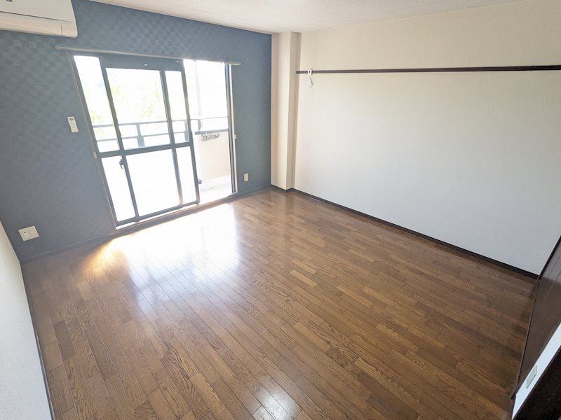 フルーレ伊勢 ベッドルーム