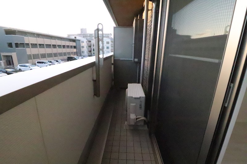 シャーメゾンユーウェル ベランダ