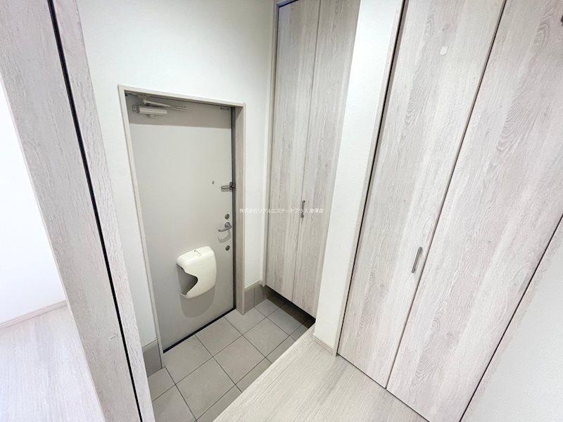 シャルム栗東 玄関