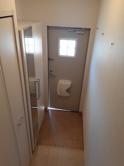 グレイスコート 玄関