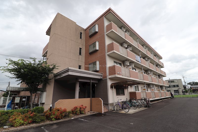 カーサソラーレ 302号室 外観