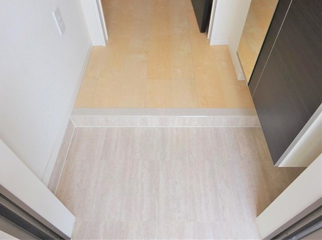 La・escalier（ラ・エスカリエ） 玄関