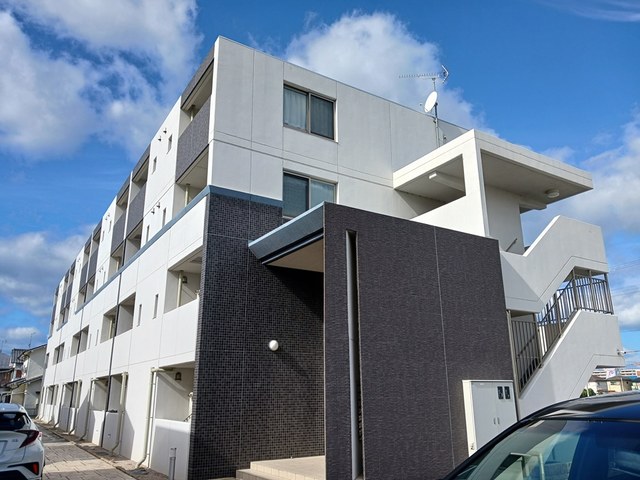 アヴニール・サード 407号室 外観