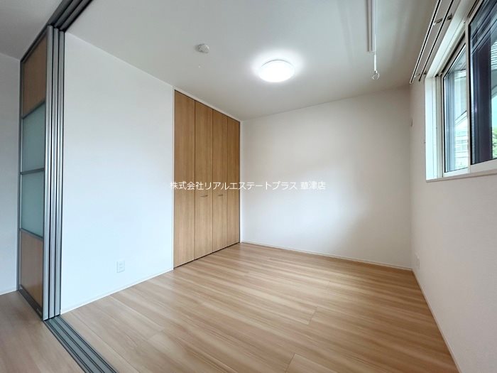 ファミリア ベッドルーム