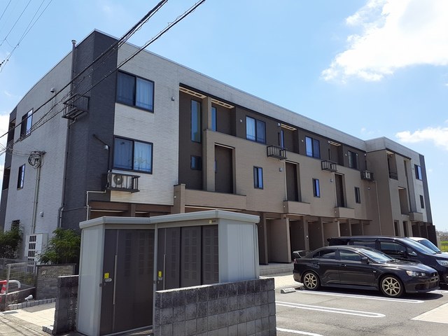 ベストウォール篠原 305号室 外観