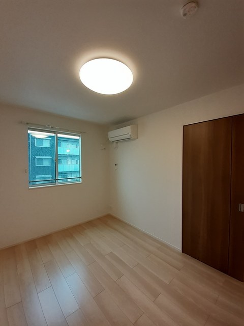 プルメリアⅠ ベッドルーム