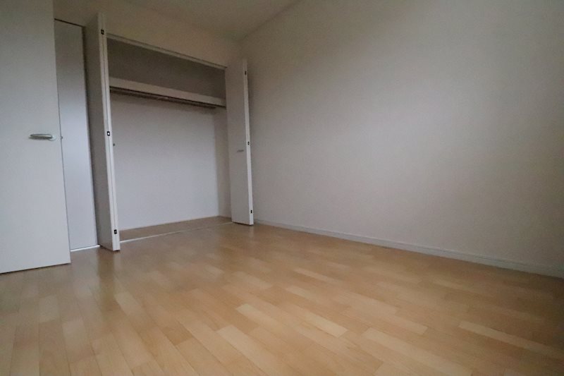 ラフィネシャトー ベッドルーム