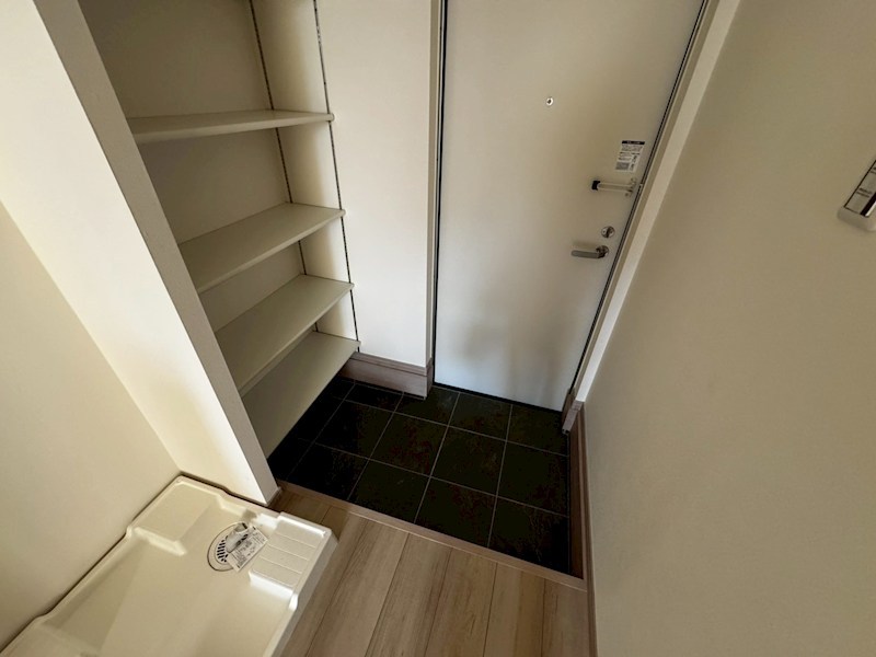 めぞん吉身 玄関