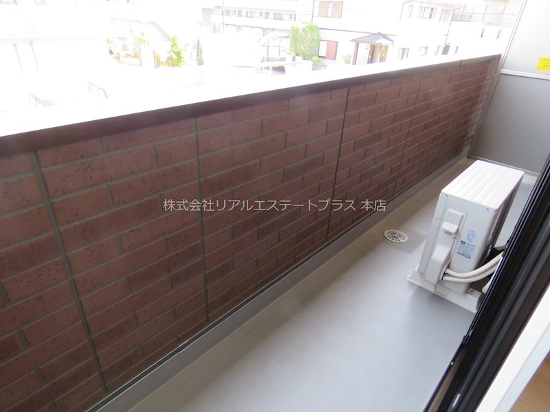 マーベル　コンフォート  ベランダ