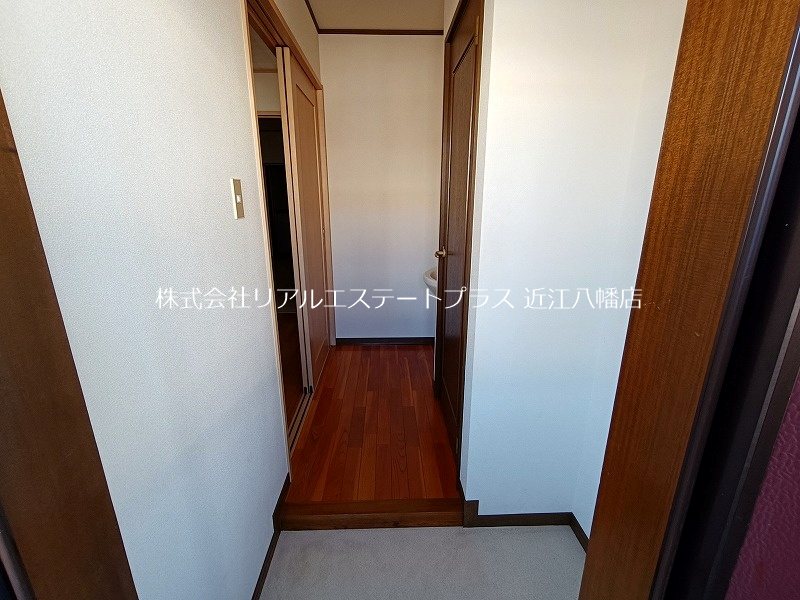 ナガヤマハイツ弐番館 玄関