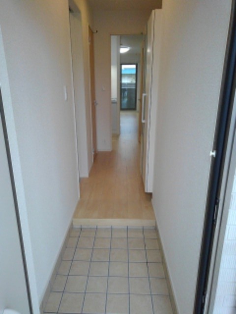 ラヴィエール 玄関