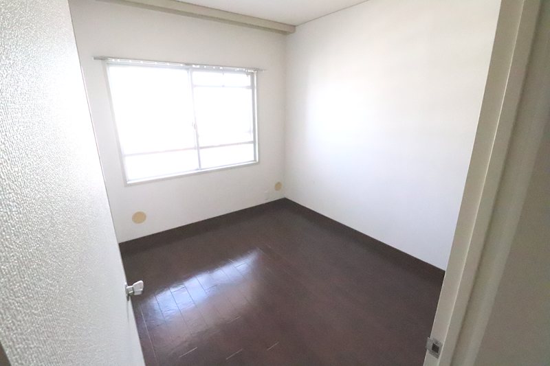 守山駅前東住宅5号棟 ベッドルーム