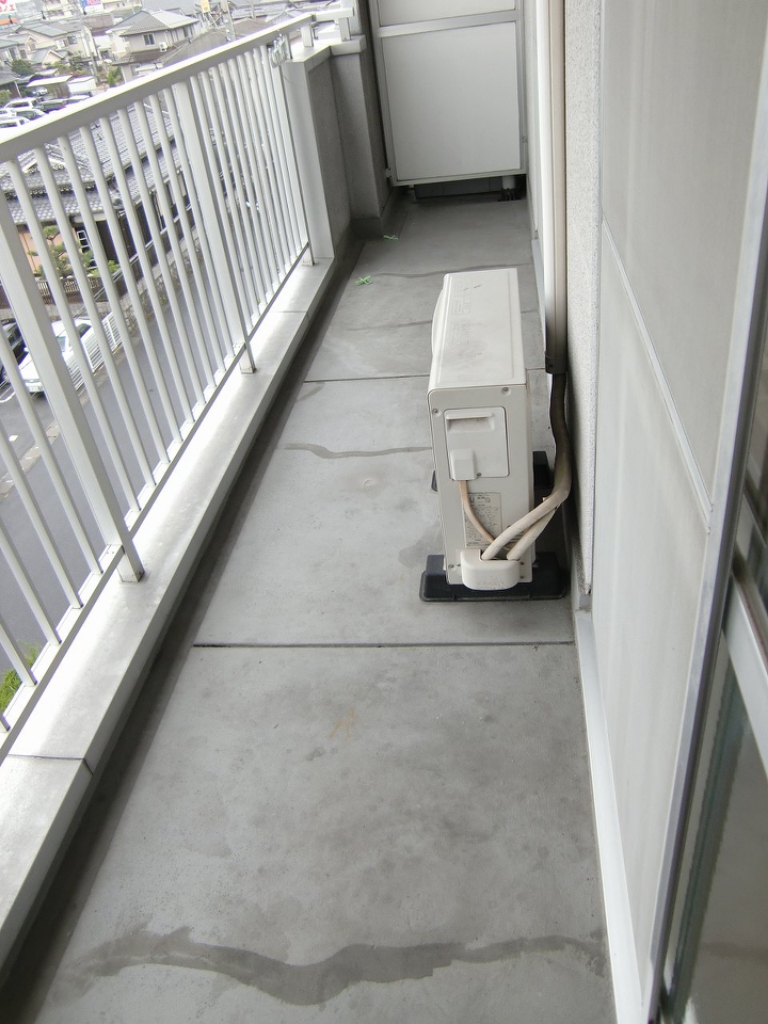 クレストコート ベランダ