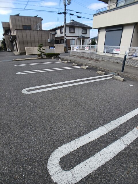 ラルジュ その他4