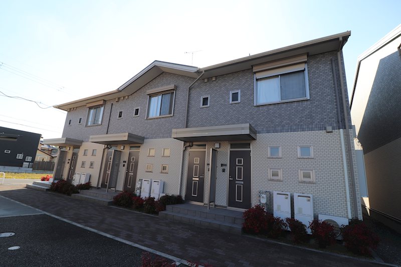 モンヴィーナス  A203号室 外観