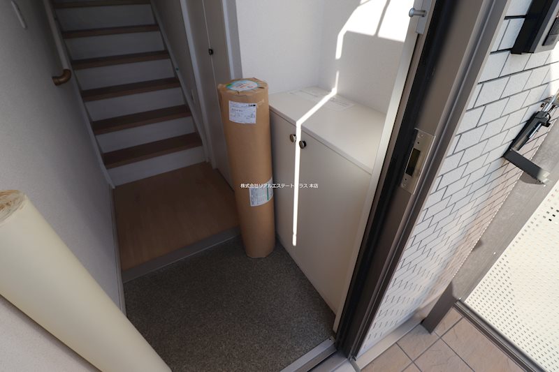 モンヴィーナス  玄関