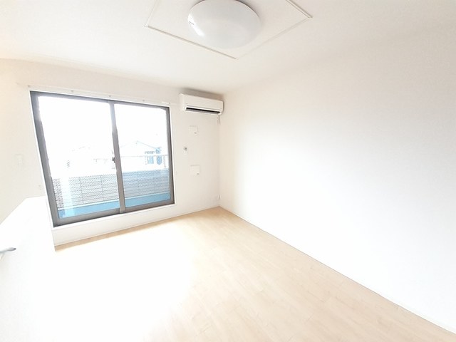 アマルフィ近江八幡Ⅰ リビング