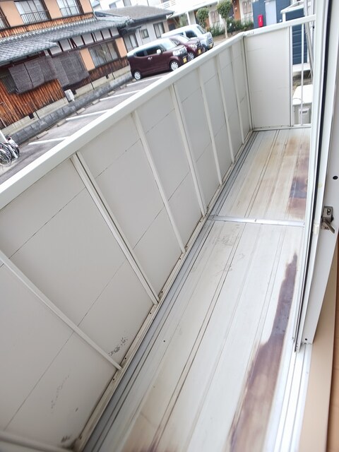 リバティ　栄 ベランダ