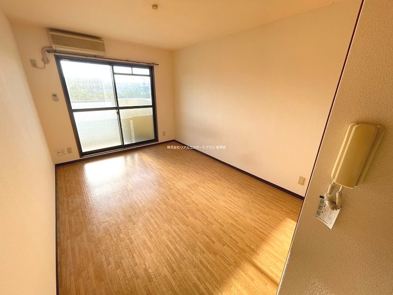 コーポスクエア リビング