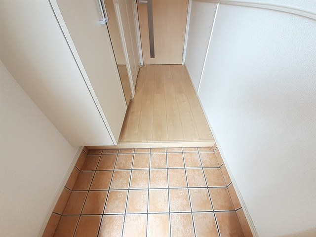 サンルーラルⅡ 玄関