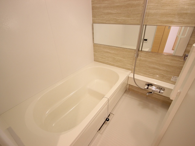 インフィニティ 風呂画像