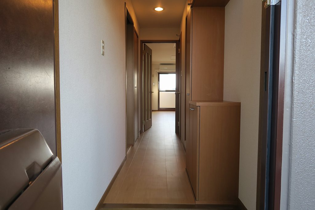 ロジュマン　コシノハラ 玄関