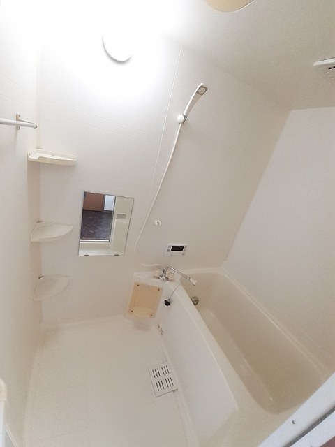 カルフールⅡ 風呂画像