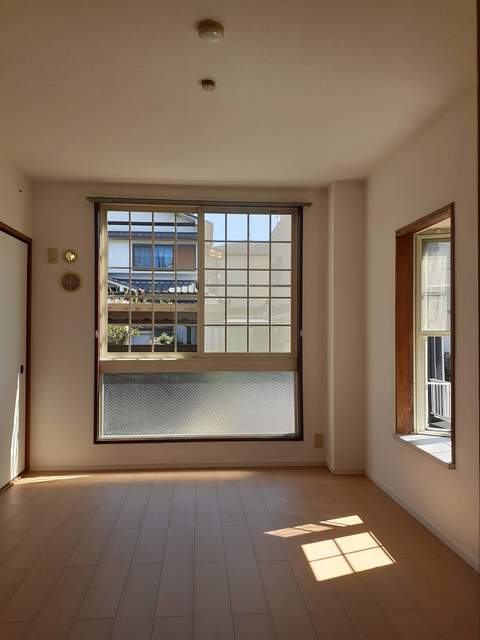 ルーセント リビング