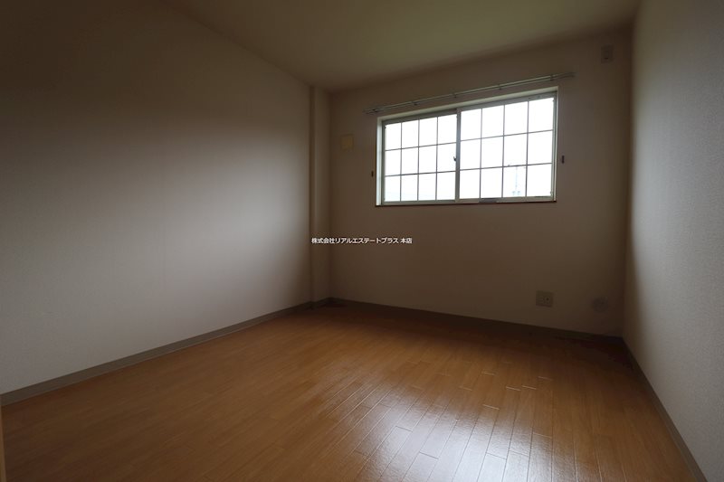 ラディエI ベッドルーム