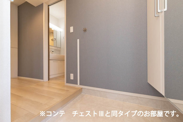 フルール近江 玄関