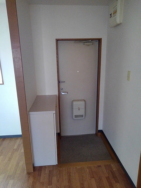 エクセルカーサ 玄関