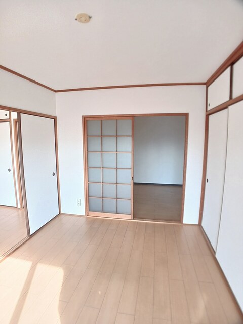 クレストコート リビング