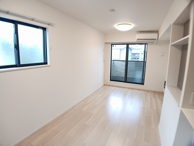 ソレイユカヤノⅥ リビング