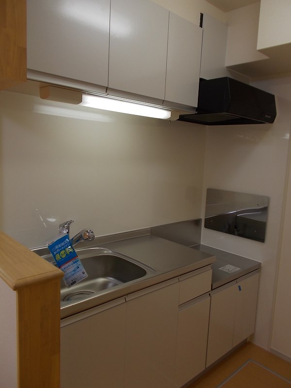 サニーハウスＨａｇｉｗａｒａⅢ キッチン