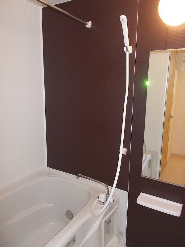 サニーハウスＨａｇｉｗａｒａⅢ 風呂画像