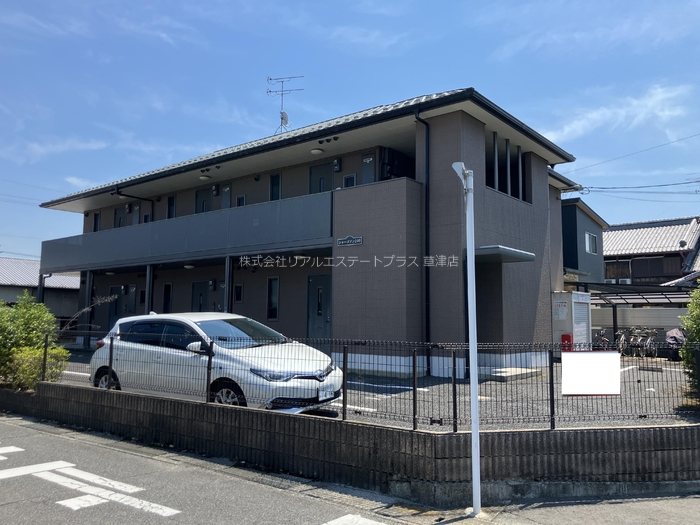 シャーメゾン240 201号室 外観