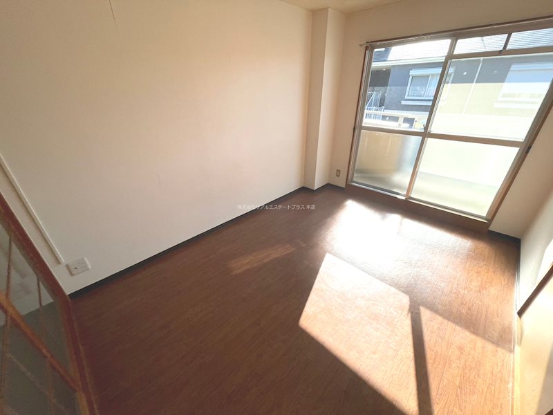 ハイツ如月 ベッドルーム