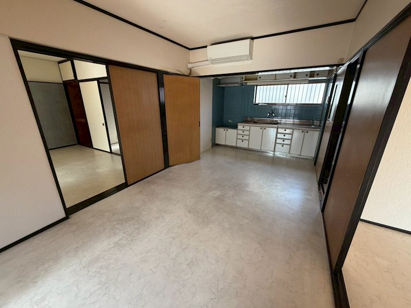 安養寺3丁目貸家 リビング