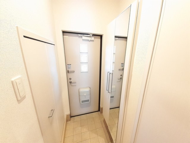 アマルフィ近江八幡Ⅱ 玄関