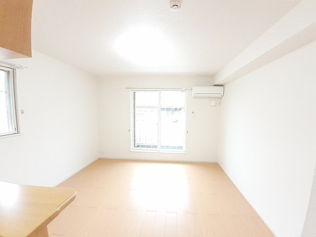 メゾン　サルビア　Ｓ・Ｋ　Ⅱ リビング