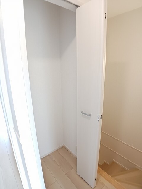 ミウ・ヴィーヴル その他7